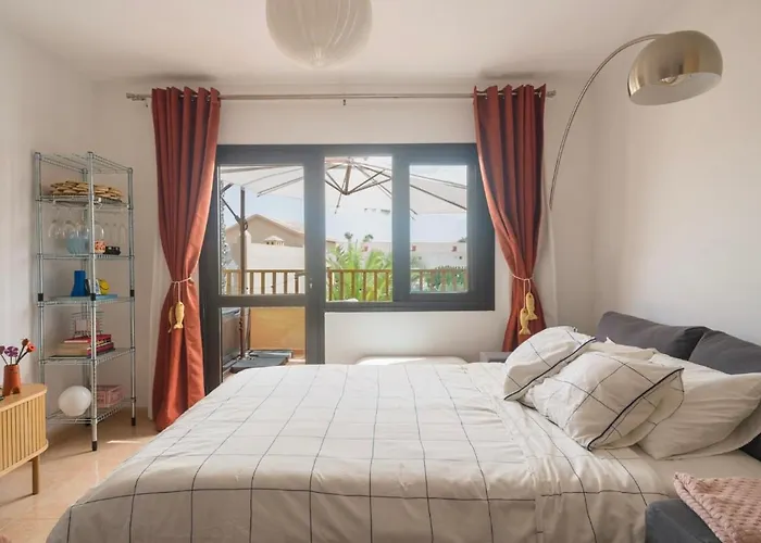 Sunny & Vibrant Appartement